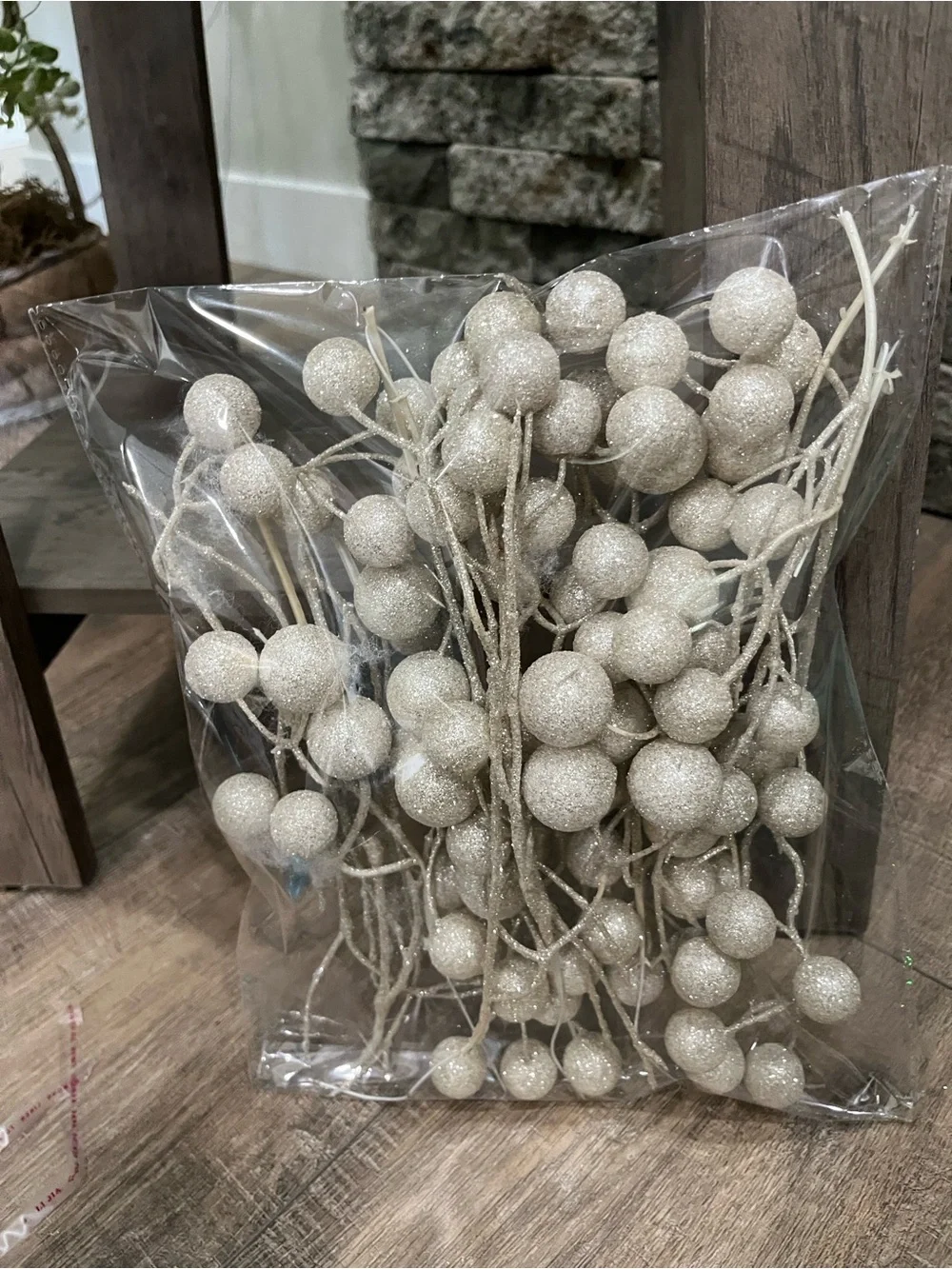 Glitter Ball Holiday Decor - White Glitter Holiday Decor ~EUC~